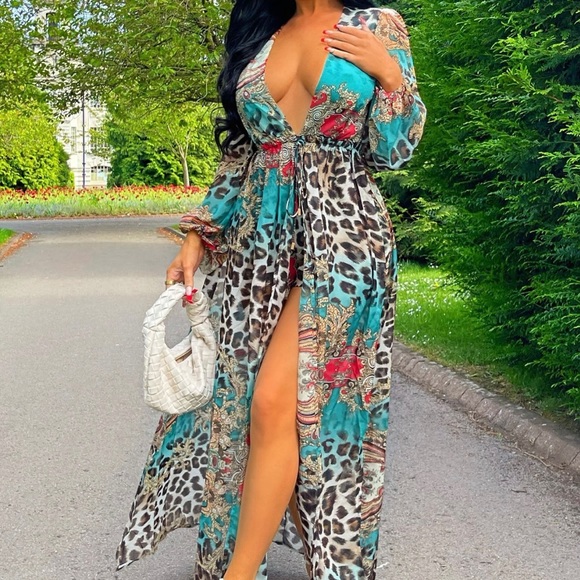 Women’s Romper - Picture 2 of 2